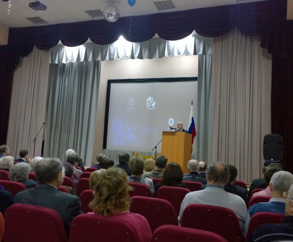 Выступление А.Н.Терешина в школе №54 с отчетом за 2014г.||